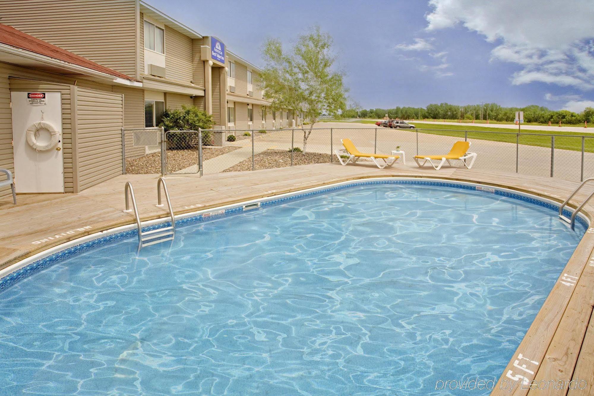 Days Inn By Wyndham Atlantic Exterior photo